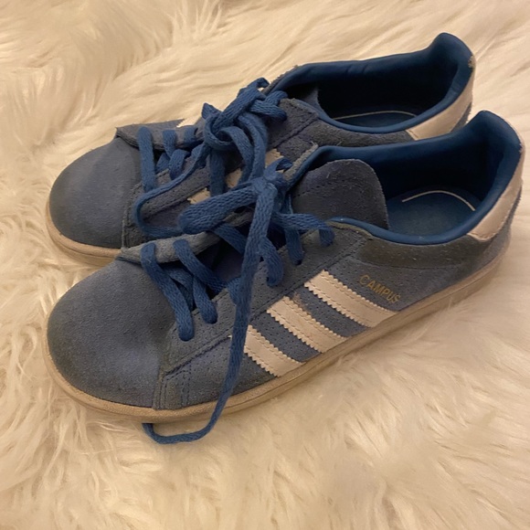 Adidas Kids Campus shoes; US size 3 - Picture 2 of 4